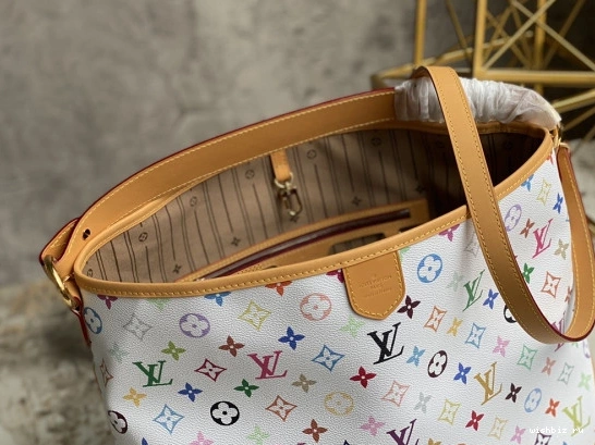WIS GRACEFUL PM VUITTON LOUIS 0919